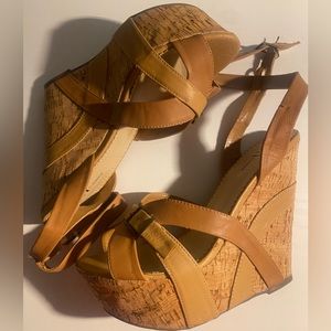 Tan and Brown Wedge Ankle Strap Sandals ✨✨✨